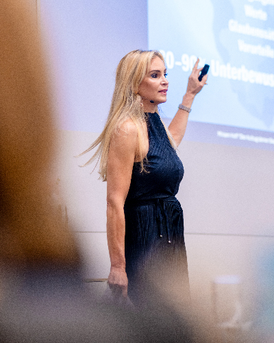 Miriam Hoff Keynote_Miriam_Hoff_4.jpg